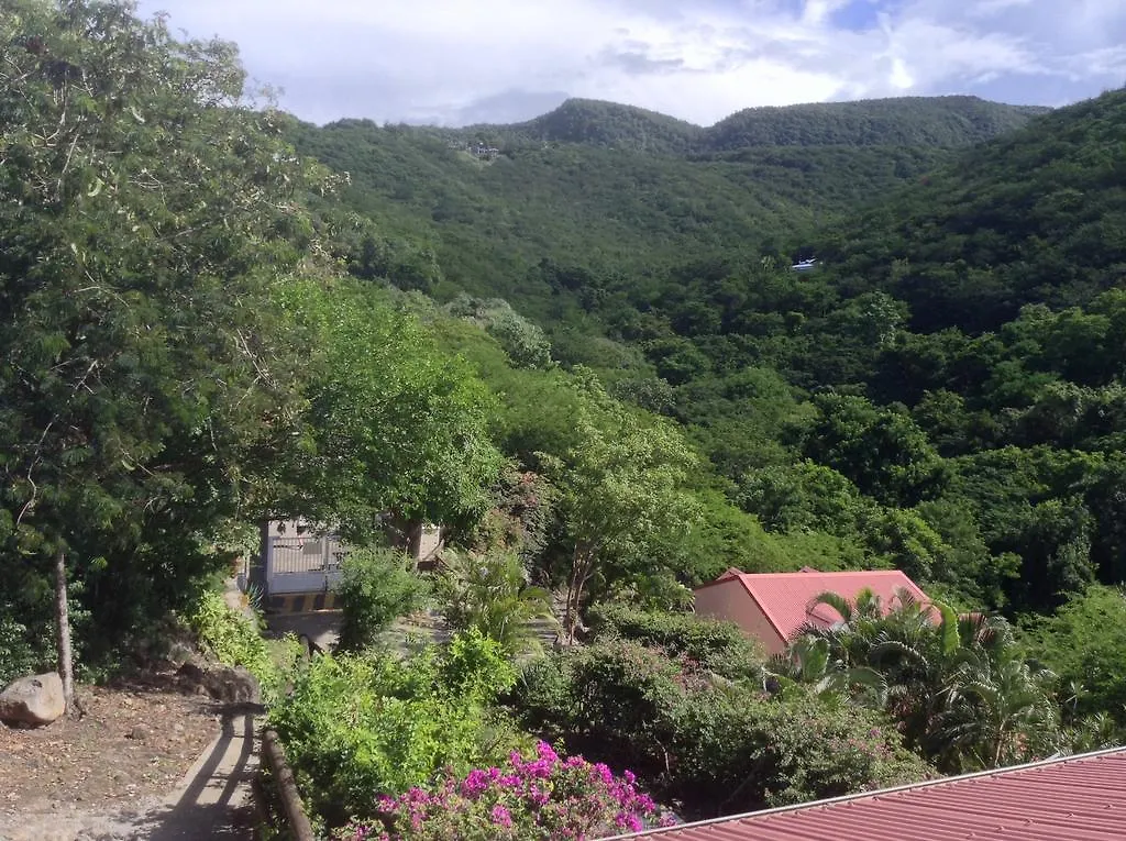 Villa A Ka Foufou La à Bouillante